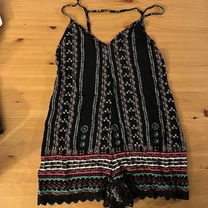 En Crème Black Romper